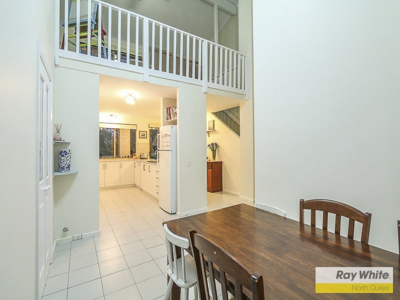 9 Cricklewood Way, Carine WA 6020