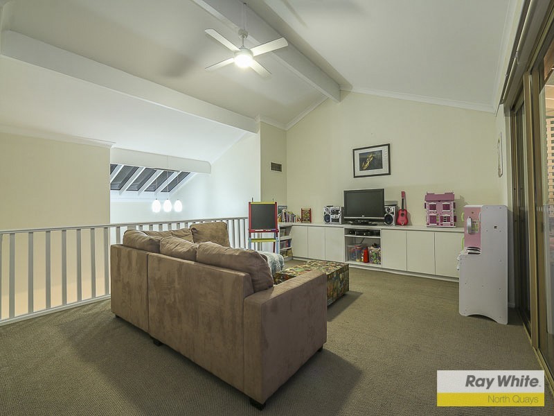 9 Cricklewood Way, Carine WA 6020