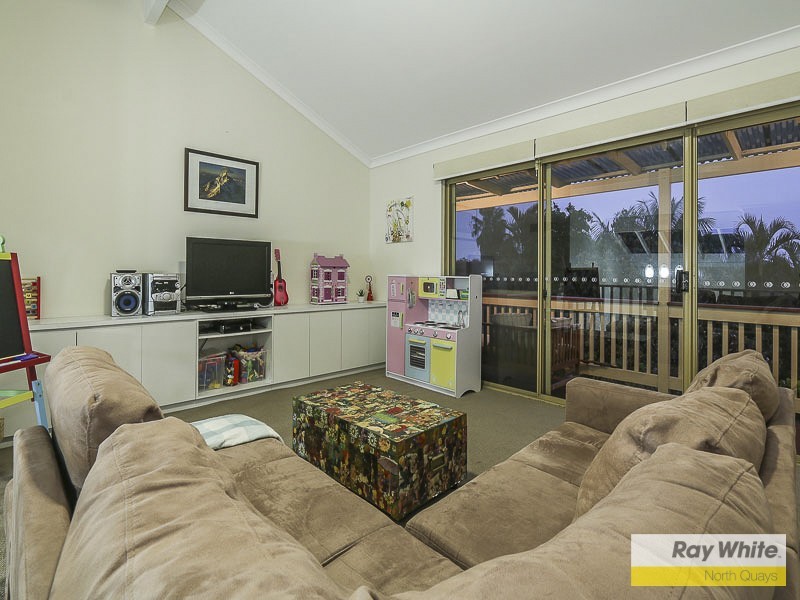 9 Cricklewood Way, Carine WA 6020