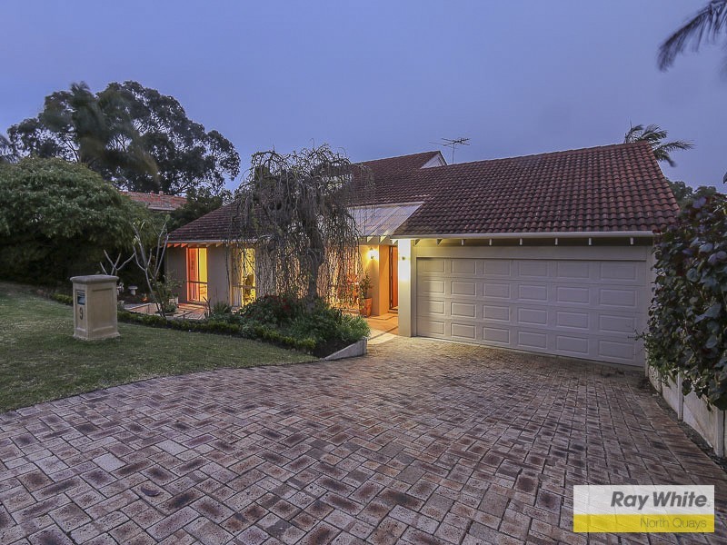 9 Cricklewood Way, Carine WA 6020