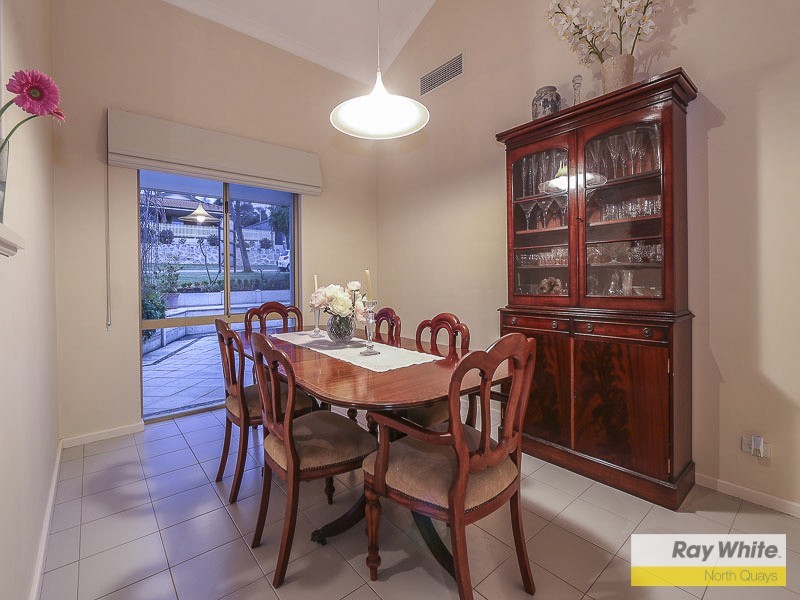 9 Cricklewood Way, Carine WA 6020