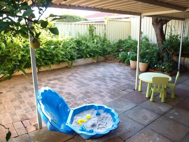 32b Chadstone Road, Craigie WA 6025