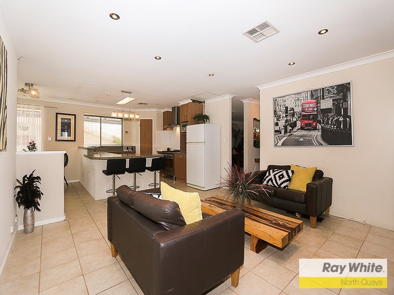 33 Transom Way, Ocean Reef WA 6027