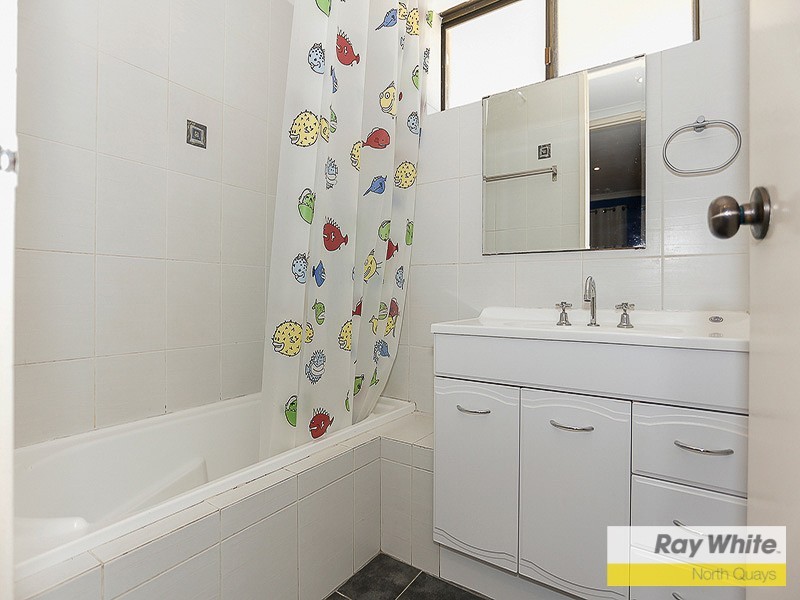 6 Allinga Crescent, Craigie WA 6025