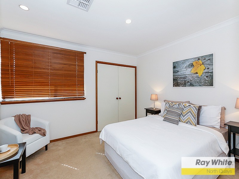 18 Castlefern Way, Duncraig WA 6023