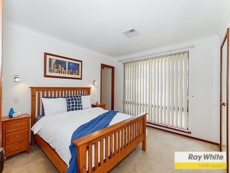 18 Castlefern Way, Duncraig WA 6023