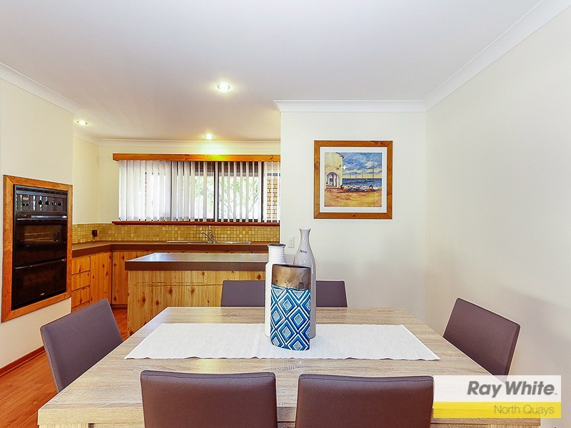 18 Castlefern Way, Duncraig WA 6023