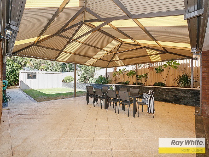 18 Castlefern Way, Duncraig WA 6023