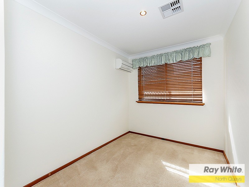 18 Castlefern Way, Duncraig WA 6023