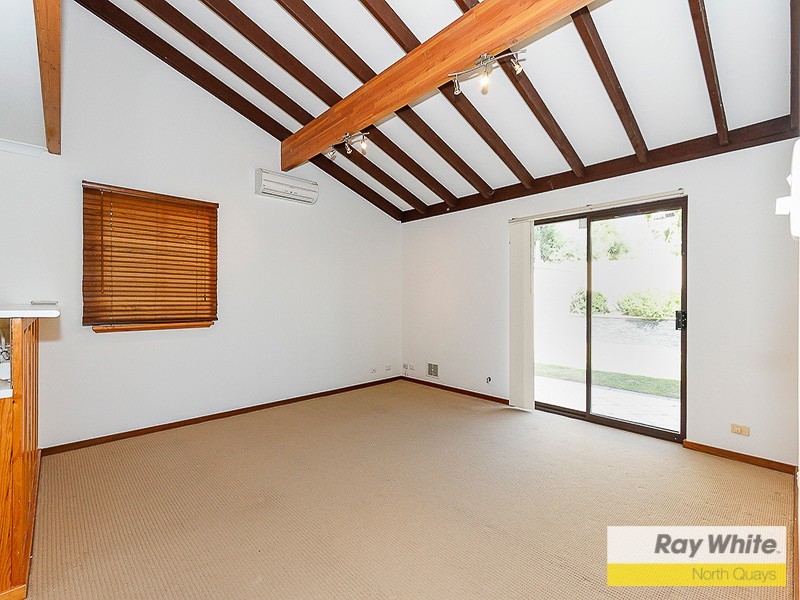 18 Castlefern Way, Duncraig WA 6023