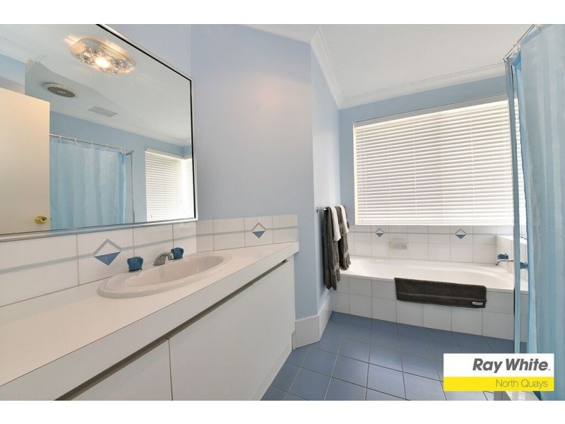 71 Hawker Avenue, Warwick WA 6024