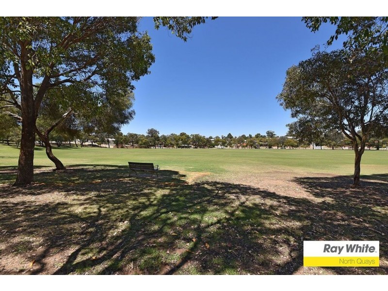 71 Hawker Avenue, Warwick WA 6024