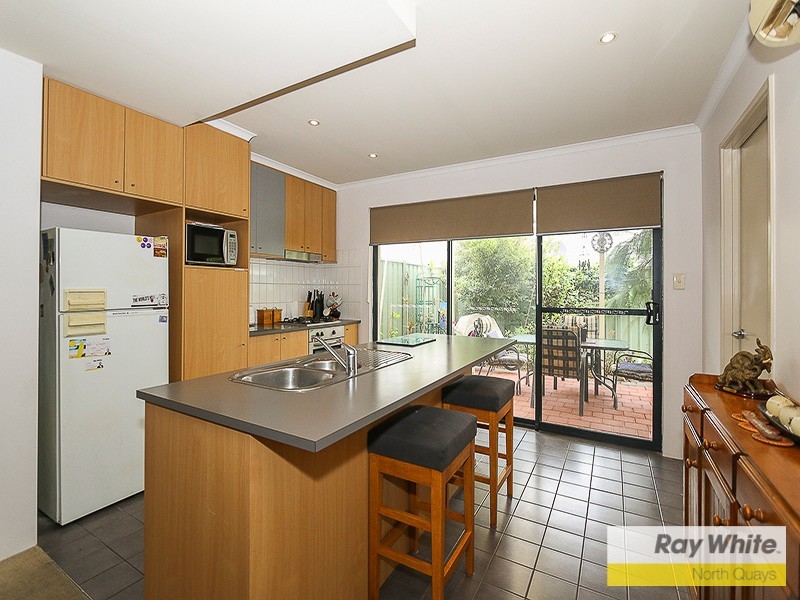 23/21 Bryanston Pass, Madeley WA 6065