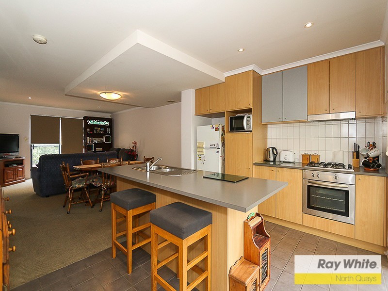 23/21 Bryanston Pass, Madeley WA 6065
