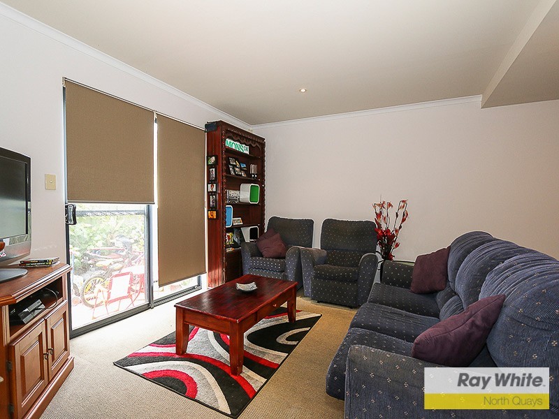 23/21 Bryanston Pass, Madeley WA 6065