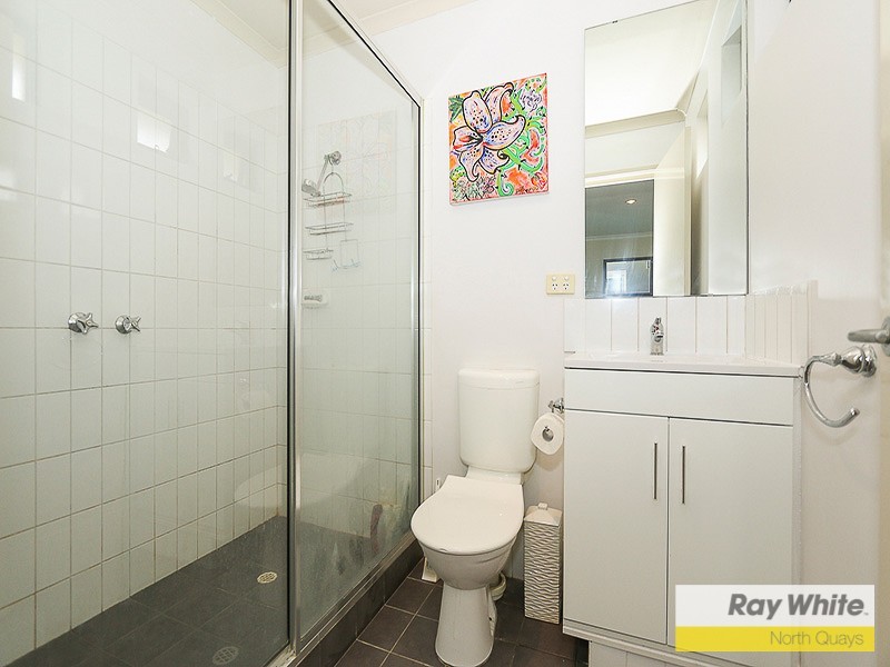 23/21 Bryanston Pass, Madeley WA 6065