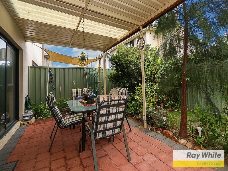 23/21 Bryanston Pass, Madeley WA 6065