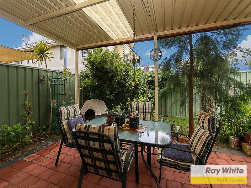 23/21 Bryanston Pass, Madeley WA 6065