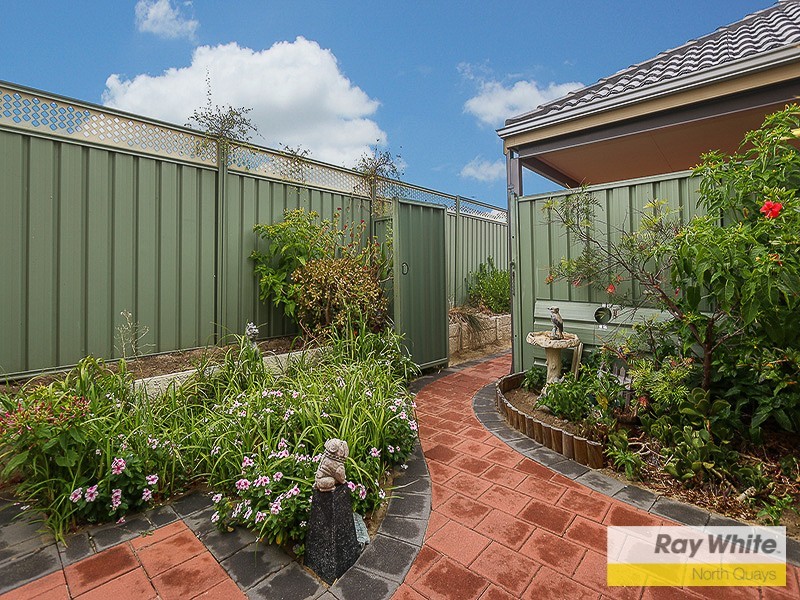 23/21 Bryanston Pass, Madeley WA 6065
