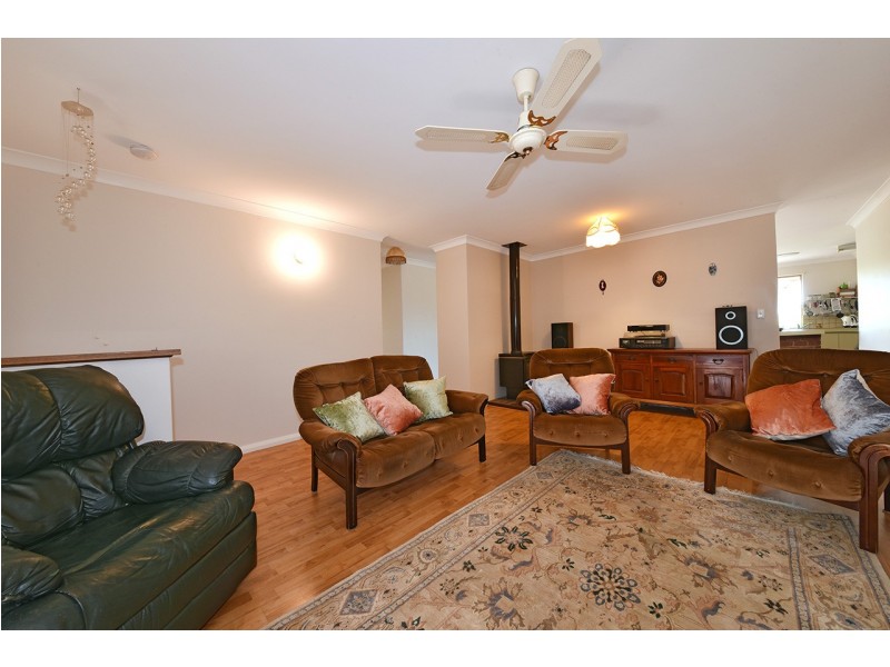 320 Warwick Rd, Warwick WA 6024