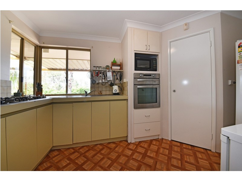 320 Warwick Rd, Warwick WA 6024