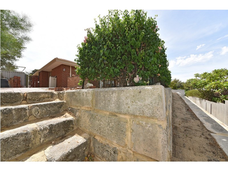 320 Warwick Rd, Warwick WA 6024