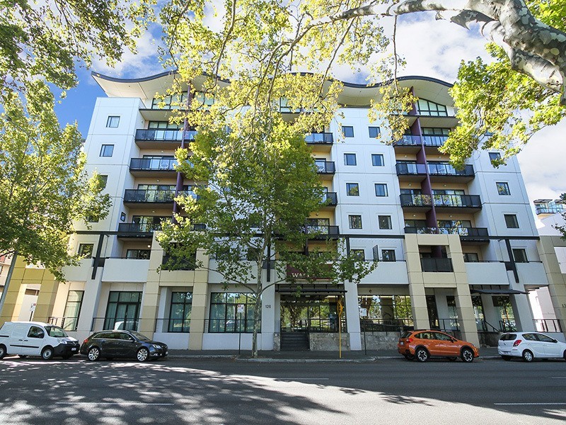 34/126 Mounts Bay Road, Perth WA 6000
