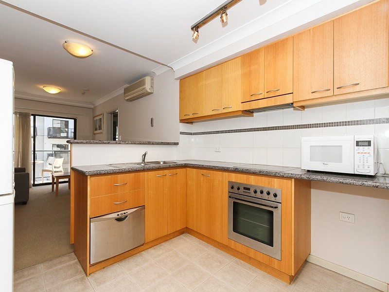 34/126 Mounts Bay Road, Perth WA 6000