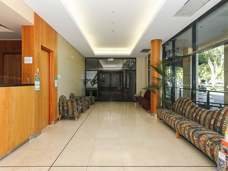 34/126 Mounts Bay Road, Perth WA 6000