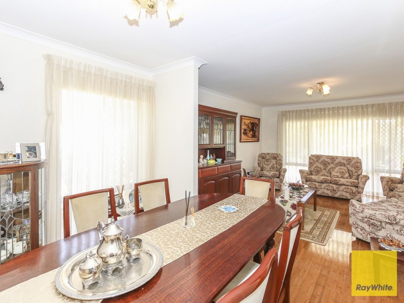 1 Reston Court, Duncraig WA 6023