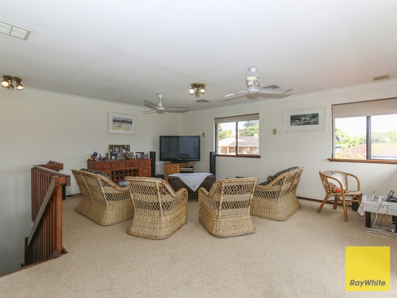 1 Reston Court, Duncraig WA 6023