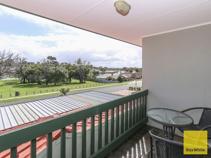 1 Reston Court, Duncraig WA 6023