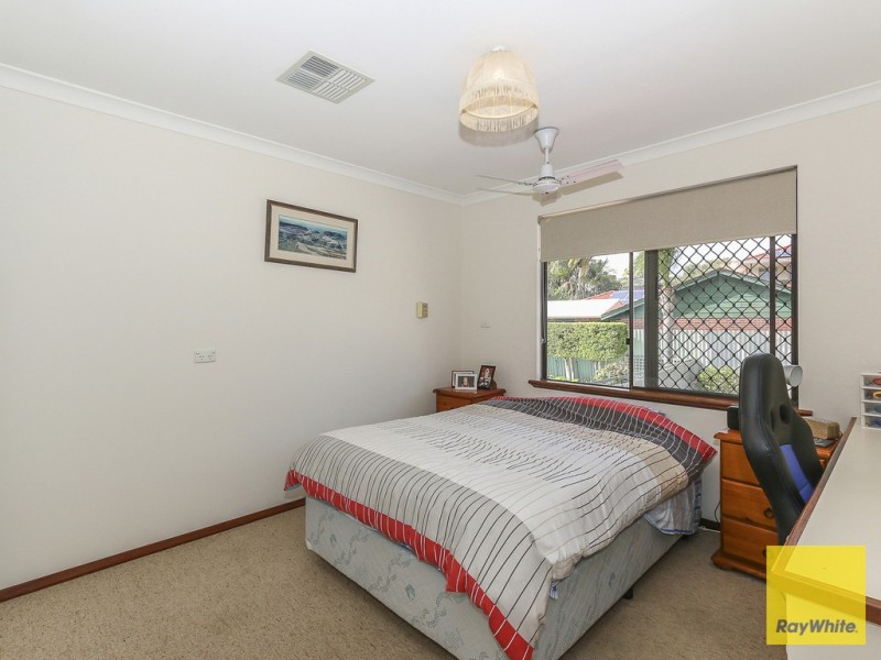 1 Reston Court, Duncraig WA 6023