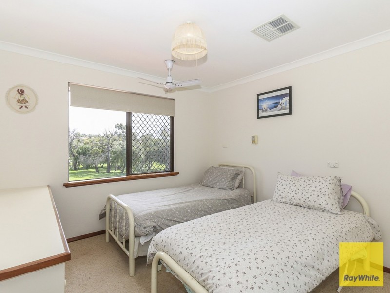 1 Reston Court, Duncraig WA 6023