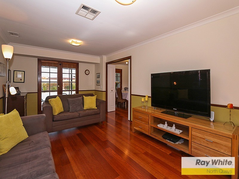 21 Strathyre Drive, Duncraig WA 6023