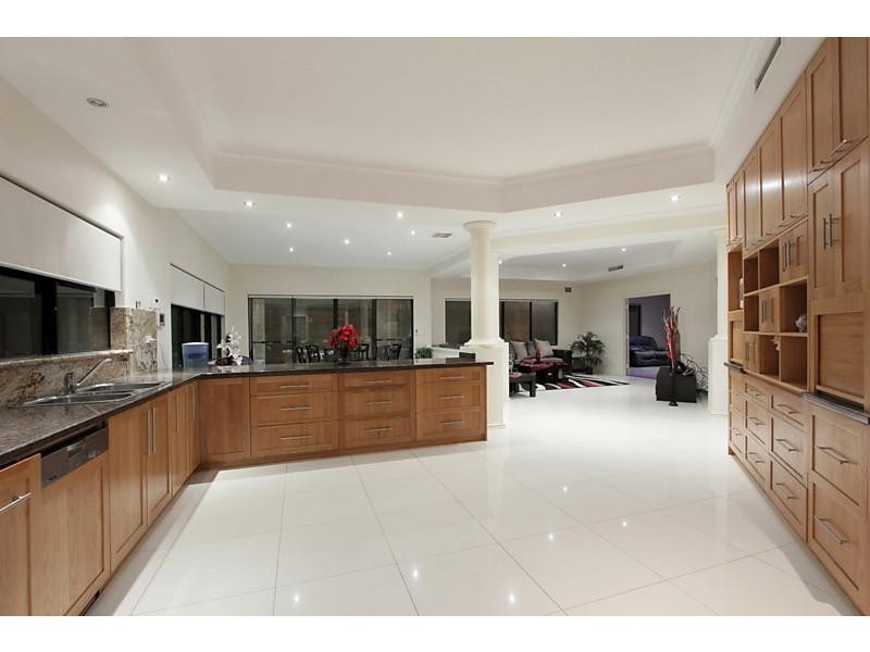 5 Kianga Crescent, Burns Beach WA 6028