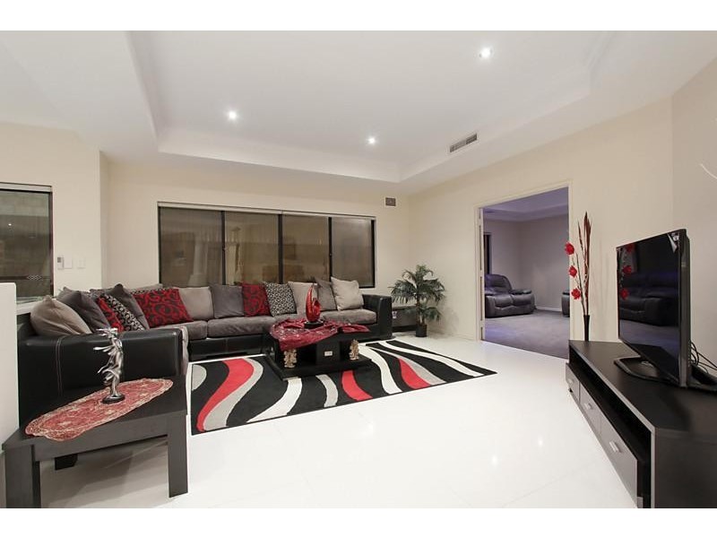 5 Kianga Crescent, Burns Beach WA 6028