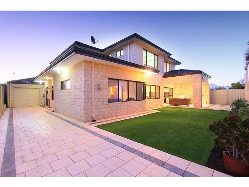 5 Kianga Crescent, Burns Beach WA 6028