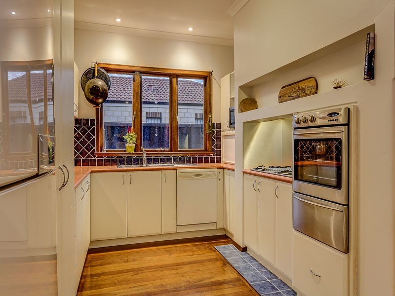 217 Huntriss Road, Doubleview WA 6018