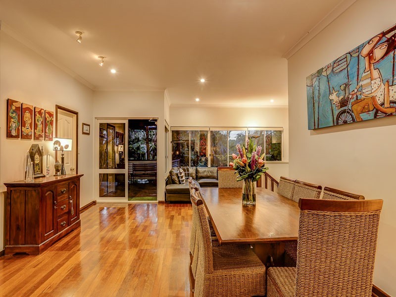 217 Huntriss Road, Doubleview WA 6018