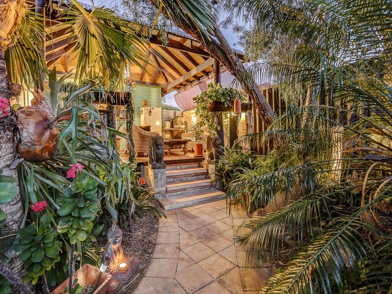 217 Huntriss Road, Doubleview WA 6018