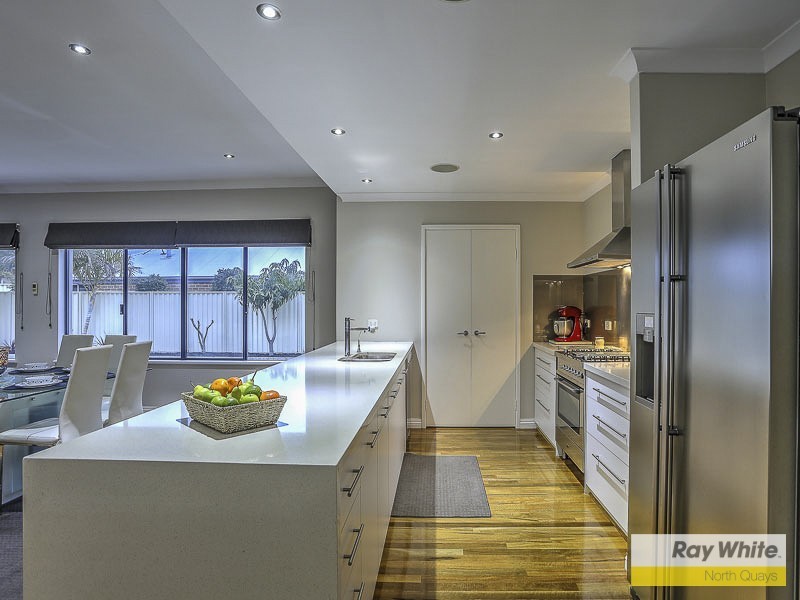 17 Craighall Turn, Madeley WA 6065