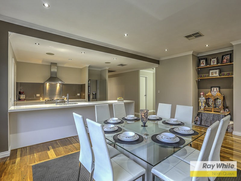 17 Craighall Turn, Madeley WA 6065