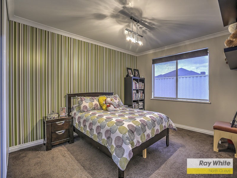 17 Craighall Turn, Madeley WA 6065