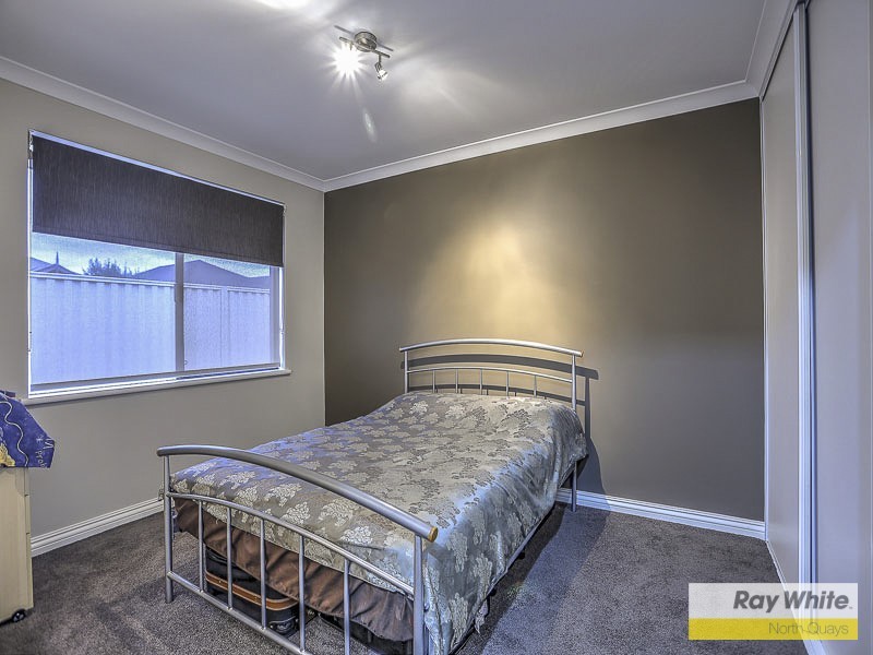 17 Craighall Turn, Madeley WA 6065