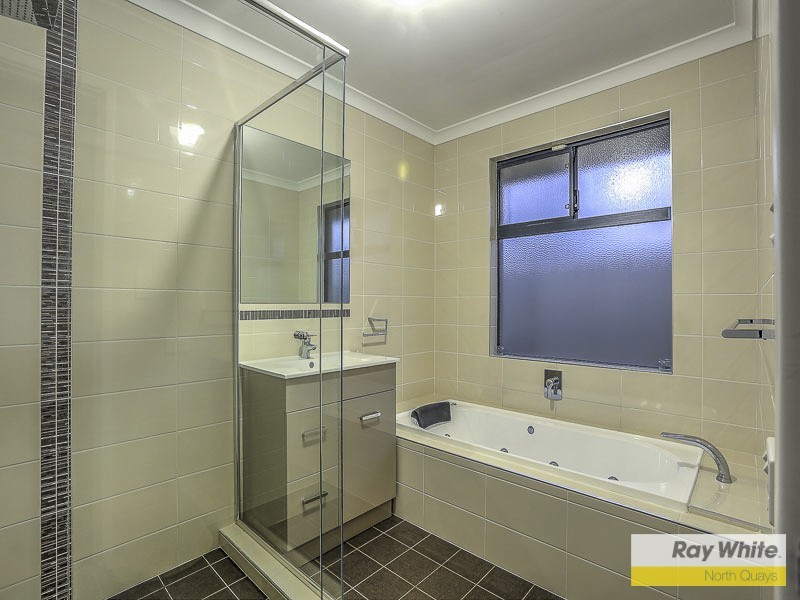 17 Craighall Turn, Madeley WA 6065