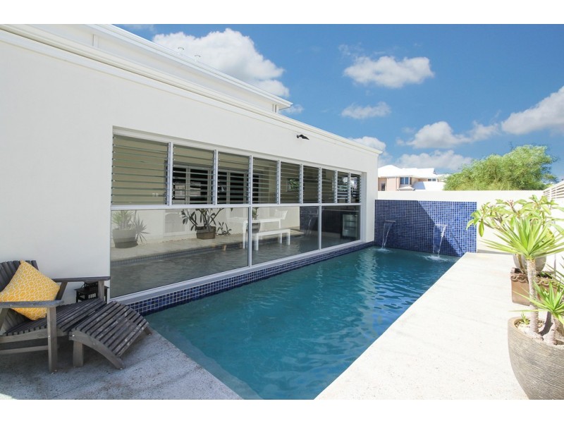 24 Tenerife Boulevard, Hillarys WA 6025