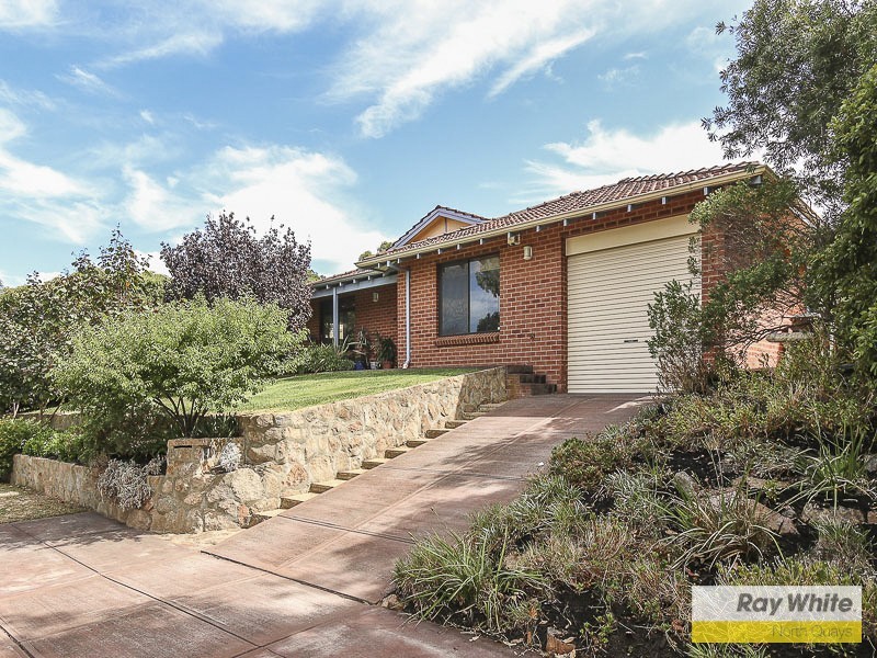 11 Lockyer Court, Duncraig WA 6023