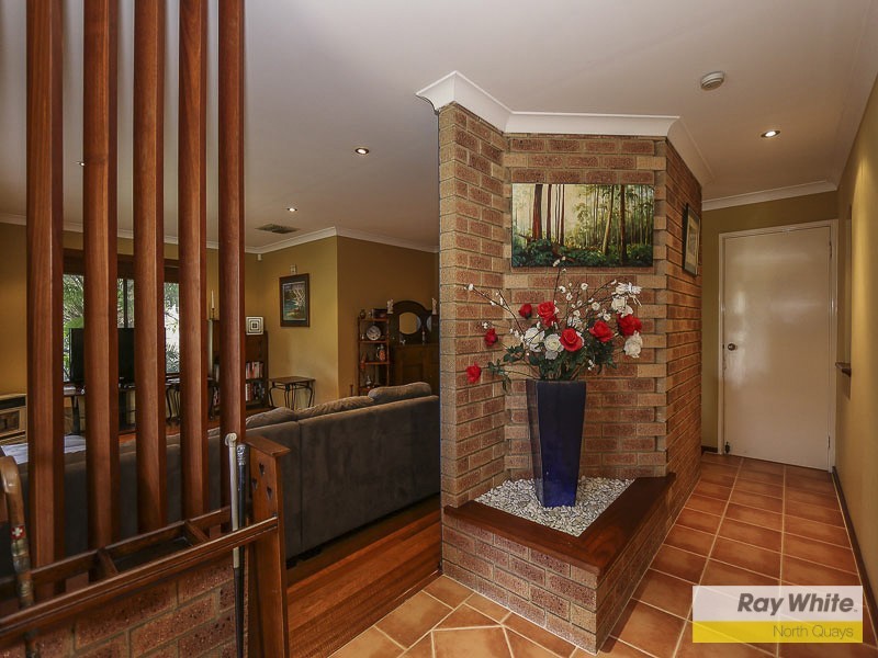 11 Lockyer Court, Duncraig WA 6023