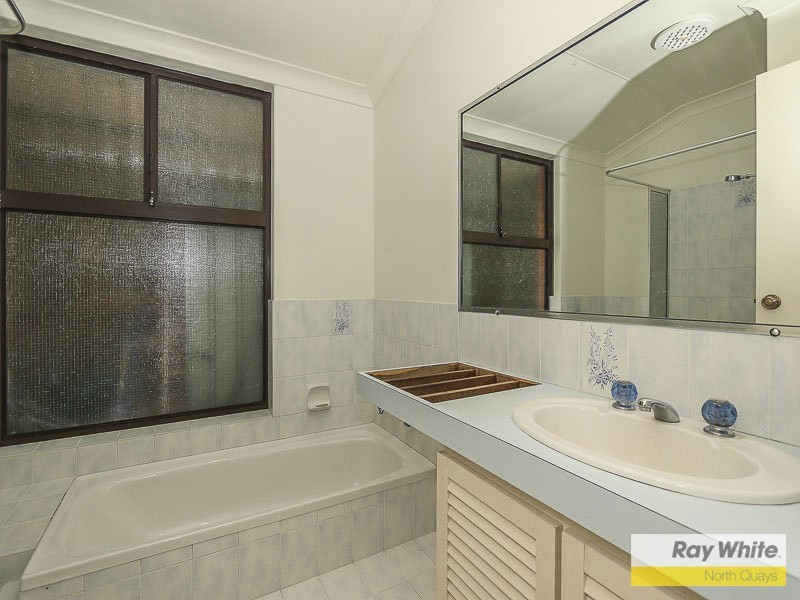 11 Lockyer Court, Duncraig WA 6023